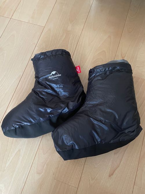 Naturehikeのダウンシューズ